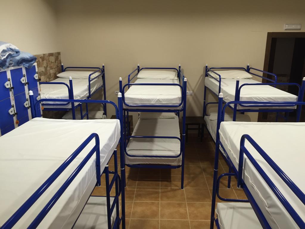 לאון Albergue Santo Tomas De Canterbury מראה חיצוני תמונה