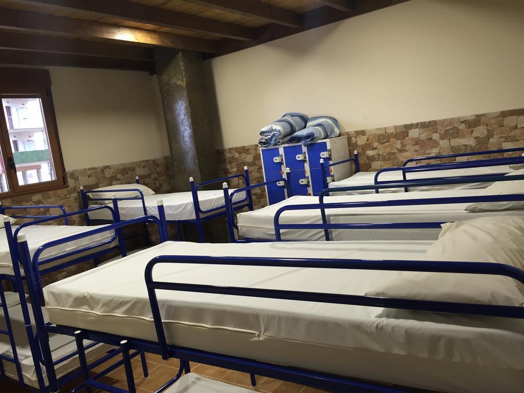 לאון Albergue Santo Tomas De Canterbury מראה חיצוני תמונה