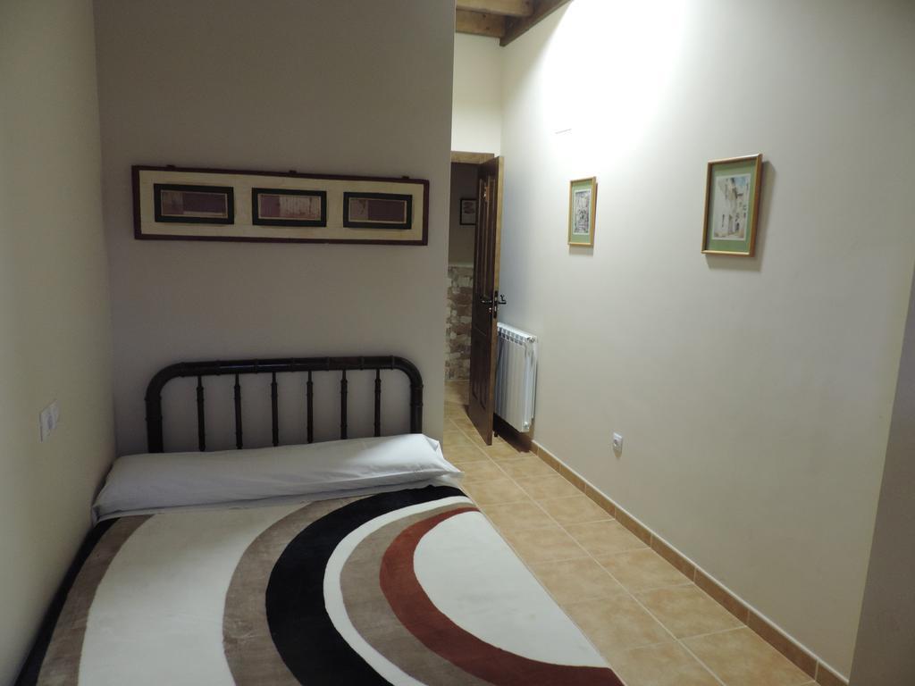 לאון Albergue Santo Tomas De Canterbury מראה חיצוני תמונה