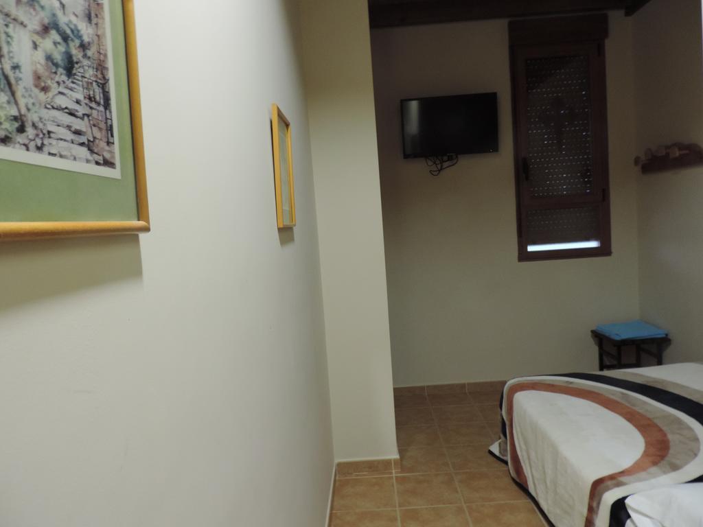 לאון Albergue Santo Tomas De Canterbury מראה חיצוני תמונה