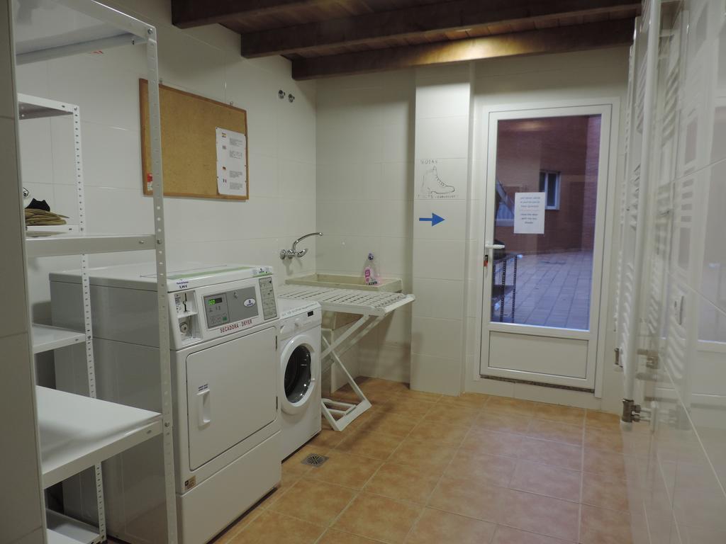 לאון Albergue Santo Tomas De Canterbury מראה חיצוני תמונה
