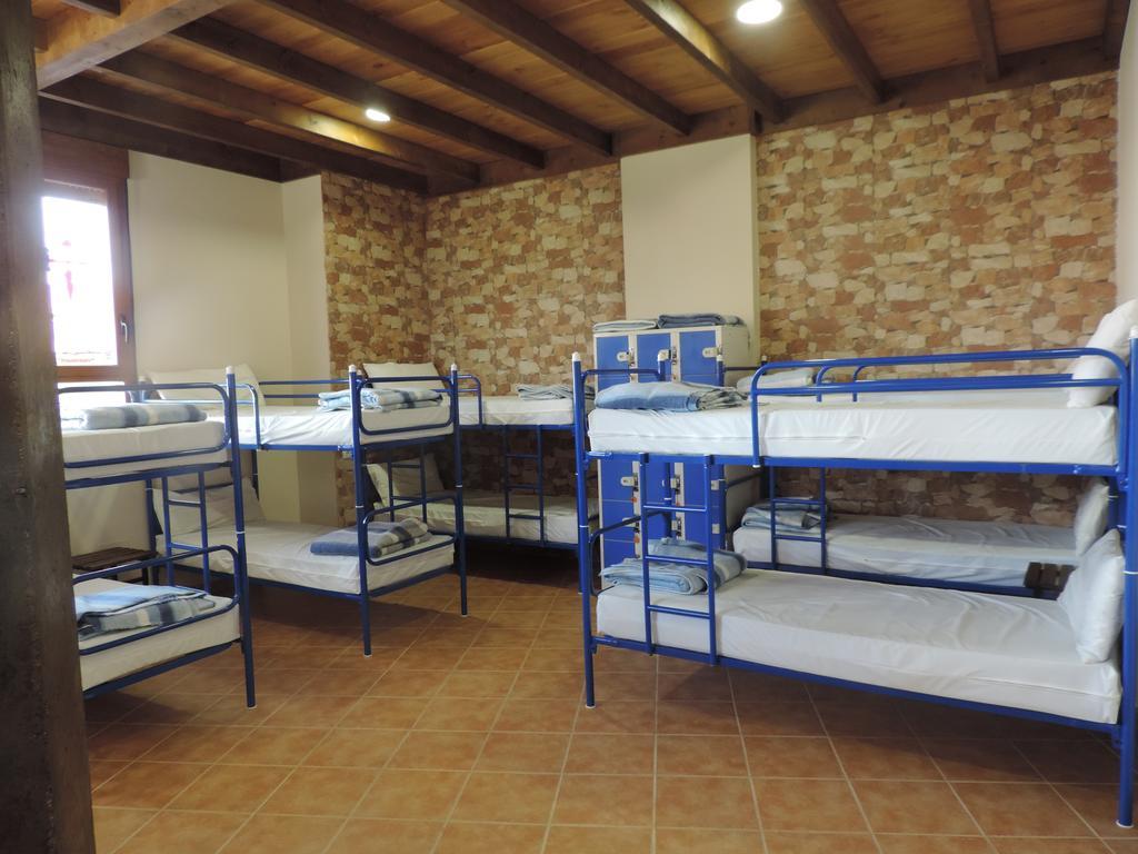 לאון Albergue Santo Tomas De Canterbury מראה חיצוני תמונה